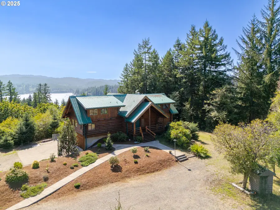 330 S Bay Rd, Toledo, OR 97391 - Image #2