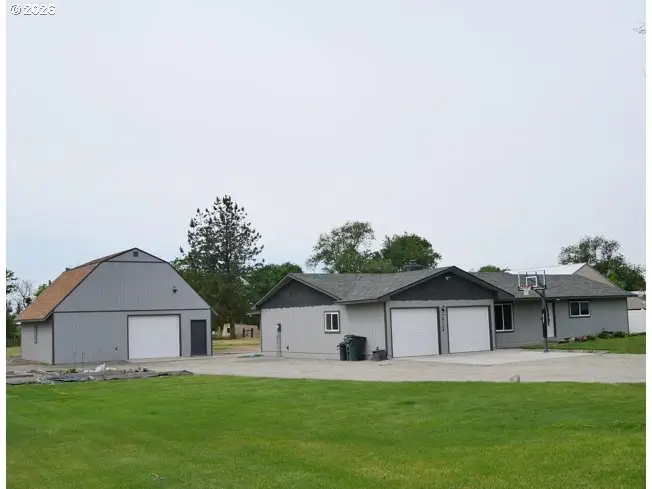 75134 W Oregon Ln, Irrigon, OR 97844 - #2