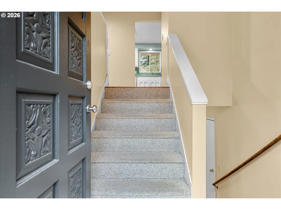 16067 S Maplelane Rd, Northwest Clackamas, OR 97045 - Image #3