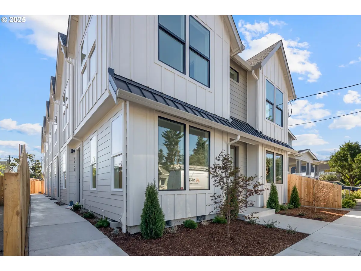 4732 SE 65th Ave, Portland, OR 97206 - Image #1