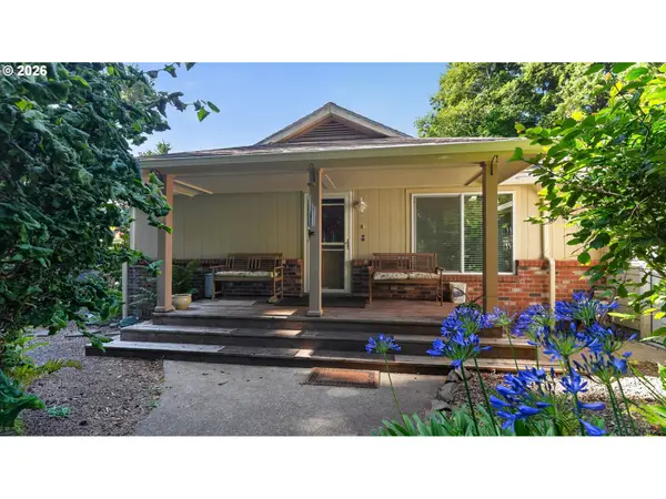 30 Marion Ln, DepoeBay, OR 97341