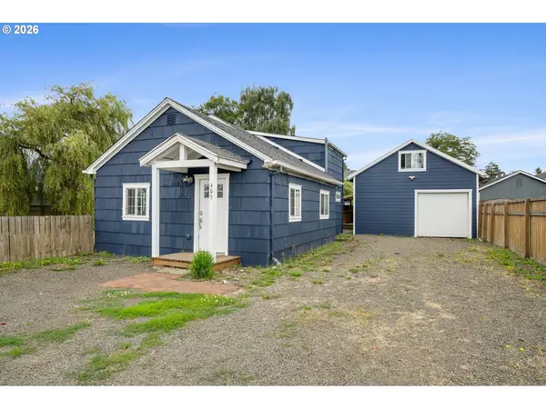 405 Evergreen Dr, Tillamook, OR 97141