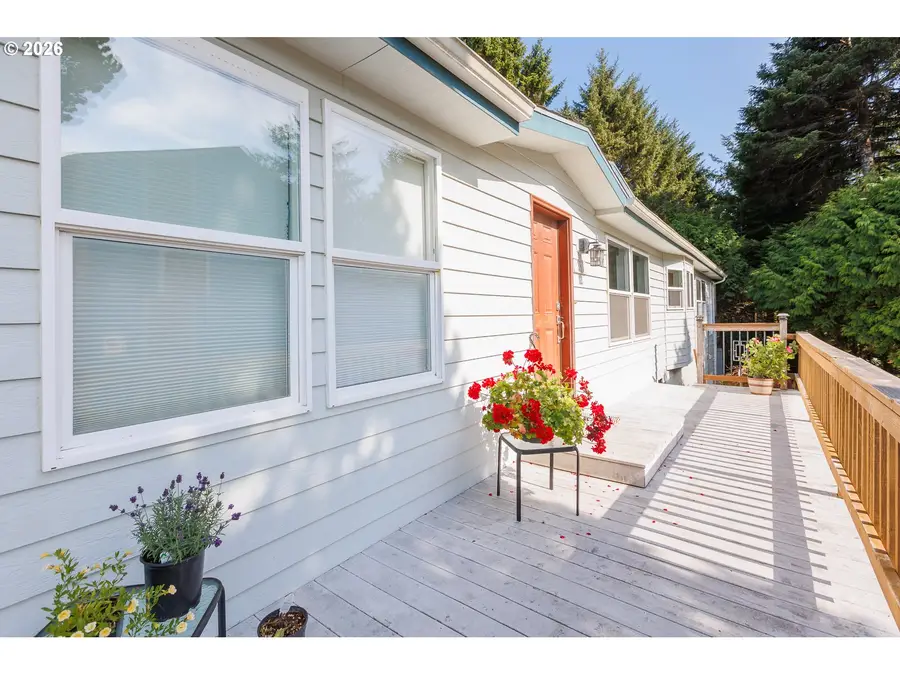 280 NE 69th Pl, Newport, OR 97365 - #2