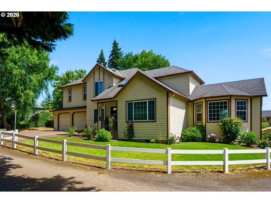 15278 SE View Meadows Ln, Milwaukie, OR 97267 - #3