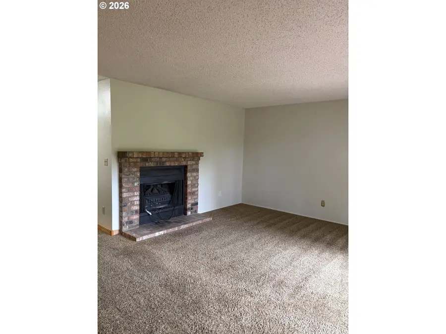 812 NW 132nd St, Vancouver, WA 98685 - #3