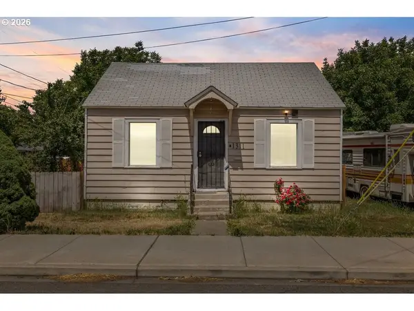 1311 W Mead Ave, Yakima, WA 98902