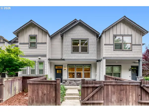 13742 NW 7th Ave, Vancouver, WA 98685