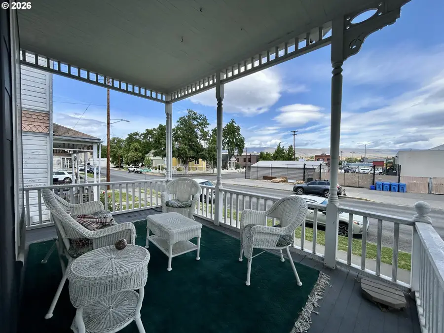506 E 4th St, The Dalles, OR 97058 - #3