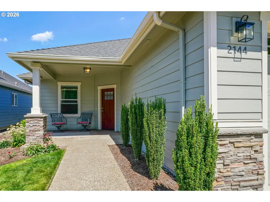 2144 SE Rhododendron Ave, Dallas, OR 97338 - #3