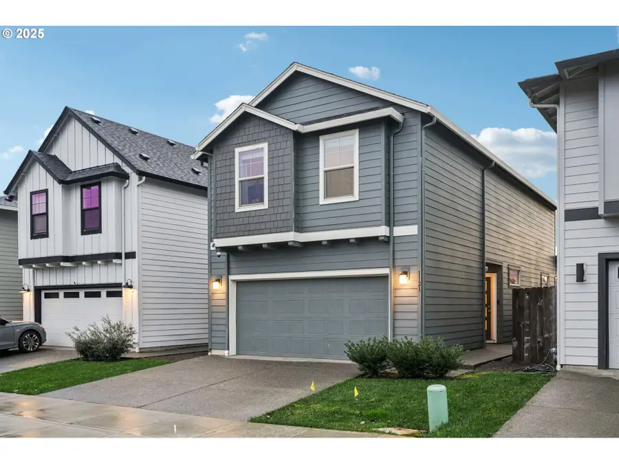 1121 N Auburn Pl, Ridgefield, WA 98642 - Image #2