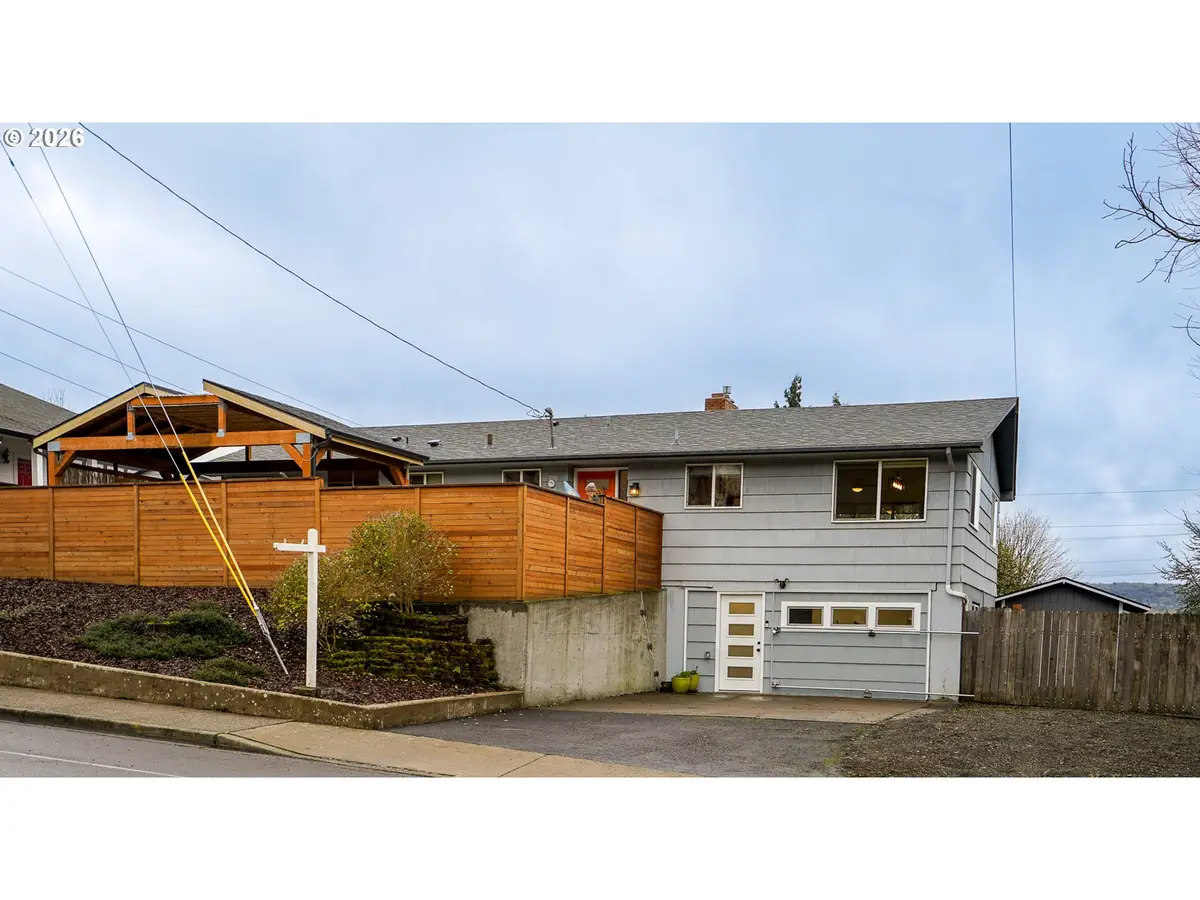 175 S 1st St, Kalama, WA 98625 - #1