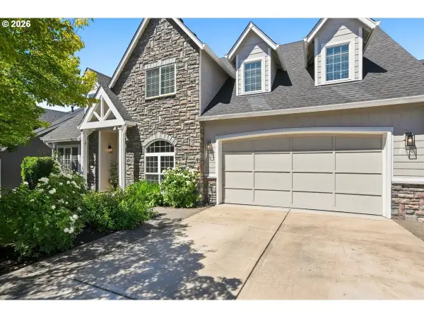 906 N 9th Way, Ridgefield, WA 98642