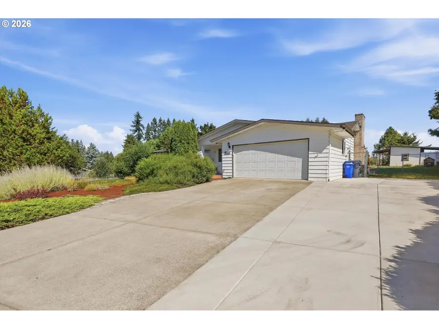 21880 S Somerset Dr, Oregon City, OR 97045 - #3