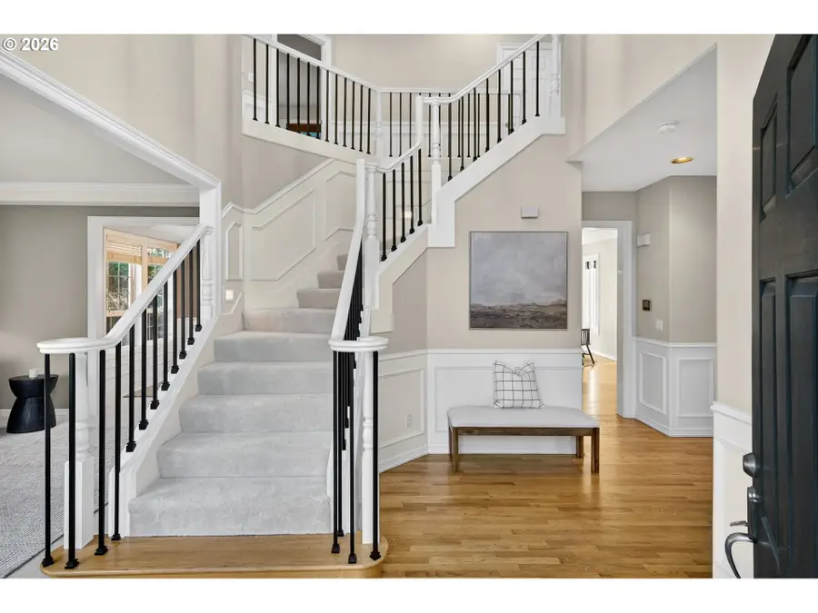 3684 NW Loriann Dr, Portland, OR 97229 - Image #3