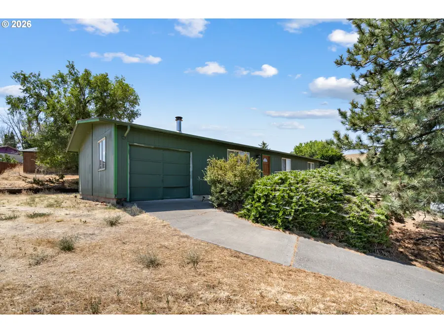25 Canyon Dr, Heppner, OR 97836 - #2