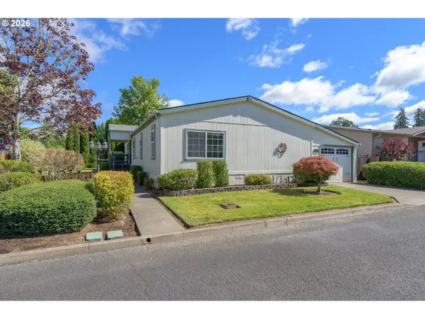 1282 E 3rd St #60, Lafayette, OR 97127