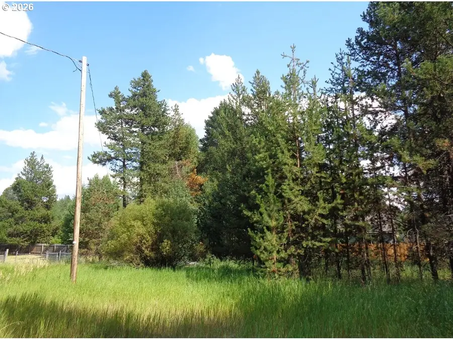 8800 Main St #2, Crescent, OR 97733 - Image #3