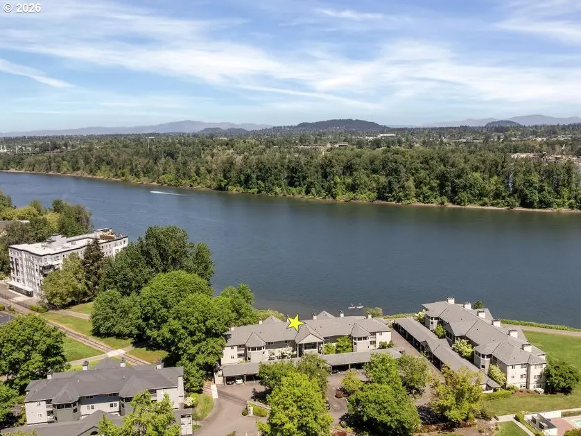 5110 S Landing Dr #303, Portland, OR 97239 - #3