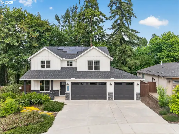 11431 NE 12th Ave, Vancouver, WA 98685