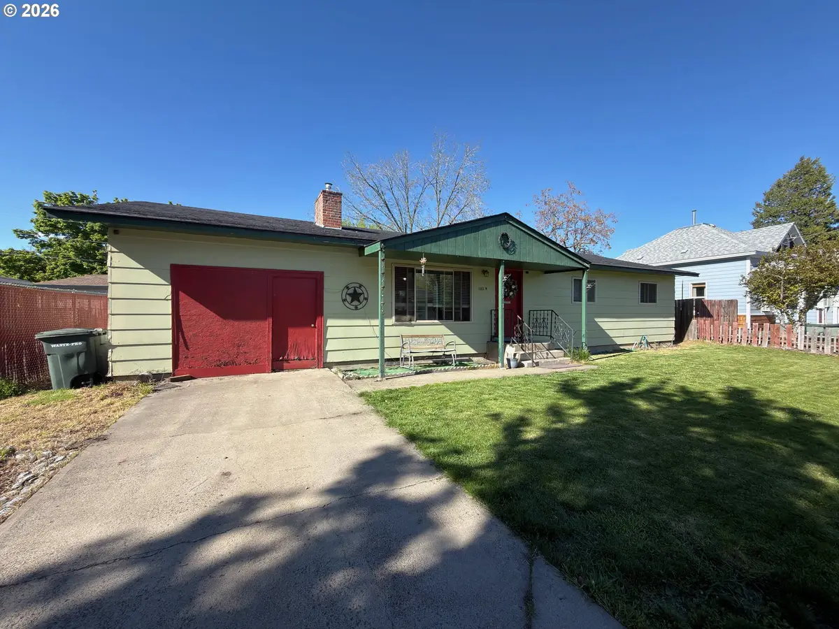 1303 W Ave, La Grande, OR 97850 - #1