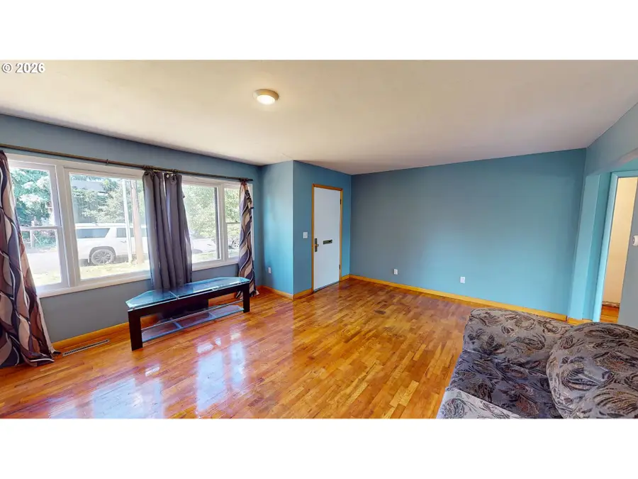 1005 Hull St, Hood River, OR 97031 - #2