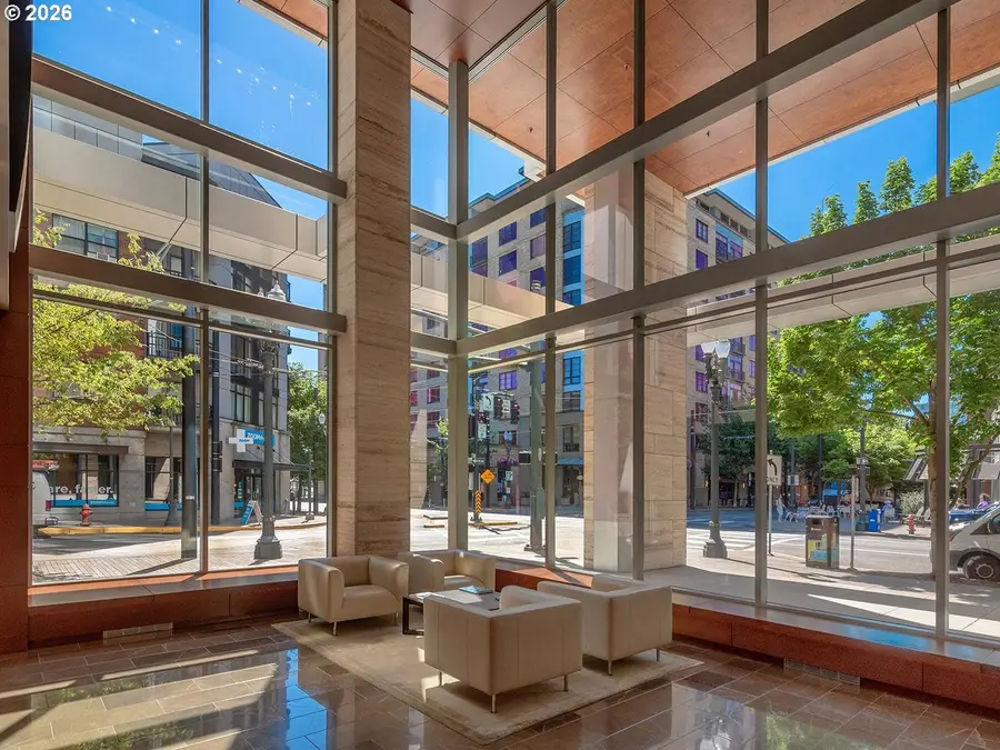 1001 NW Lovejoy St #1301, Portland, OR 97209 - Image #2