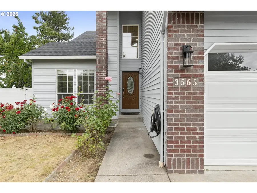 3565 SW Eastwood Pl, Gresham, OR 97080 - #2