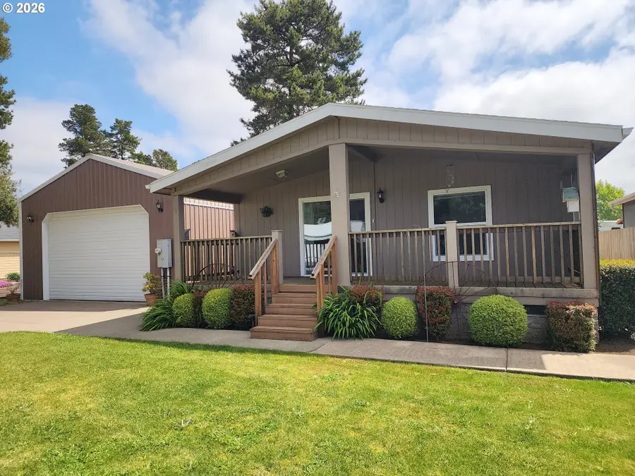 835 Raechel Rd, Lakeside, OR 97449 - #2