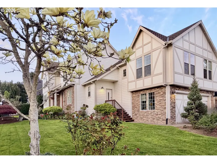 9356 SE 143rd Ave, Happy Valley, OR 97086 - #2