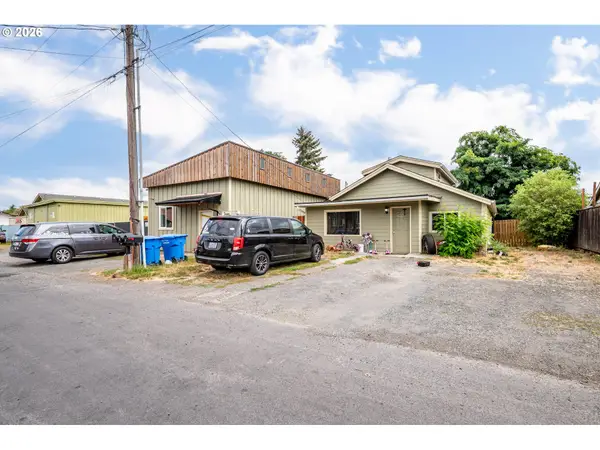 1408 S 5th Ave, Kelso, WA 98626