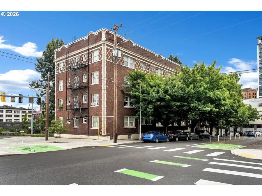 20 NW 16th Ave #208, Portland, OR 97209 - #3
