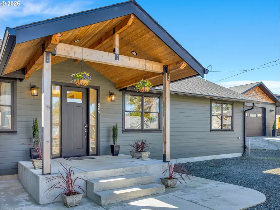 1309 Park Ln, Gearhart, OR 97138 - #2