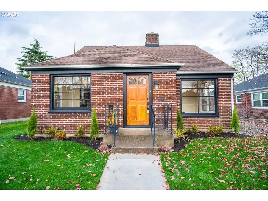 118 E 38th St, Vancouver, WA 98663 - Image #2