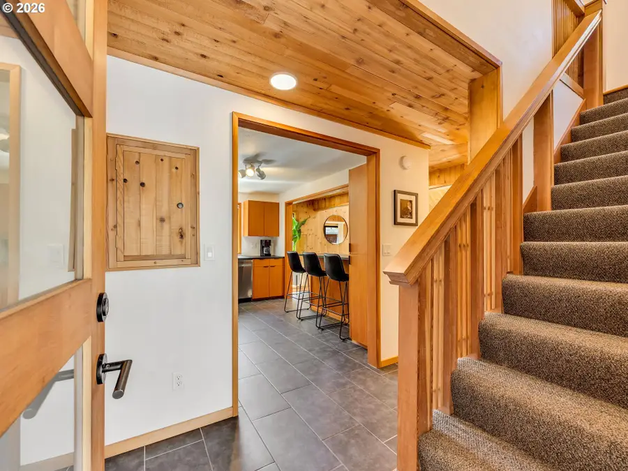 576 Third St, Manzanita, OR 97130 - #3
