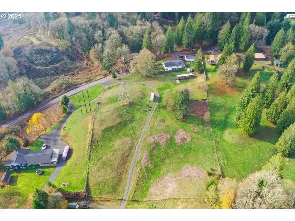 418 N 50th Ave #8A,7B-1, Longview, WA 98632