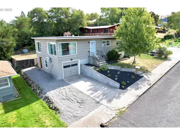 1106 Oregon St, TheDalles, OR 97058