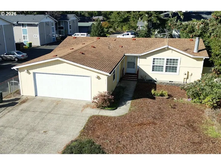 855 Maple St, Florence, OR 97439 - #2