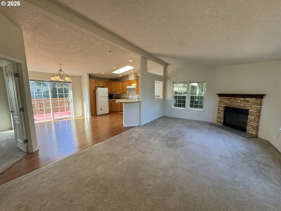 855 Maple St, Florence, OR 97439 - #3