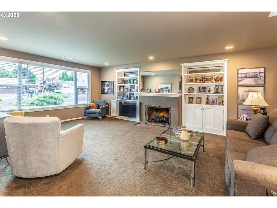15065 SE Brightwood Ave, Milwaukie, OR 97267 - #2