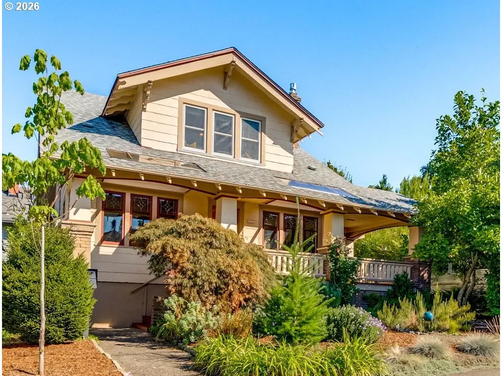 5131 SE Madison St, Portland, OR 97215 - #1