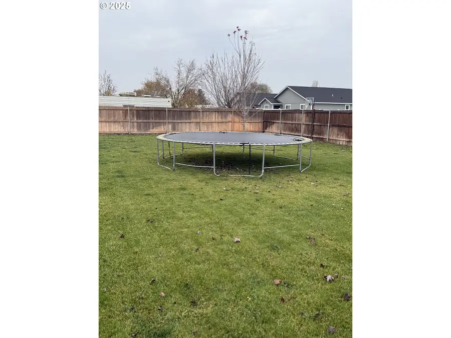 160 SE Ninth St, Irrigon, OR 97844 - Image #2