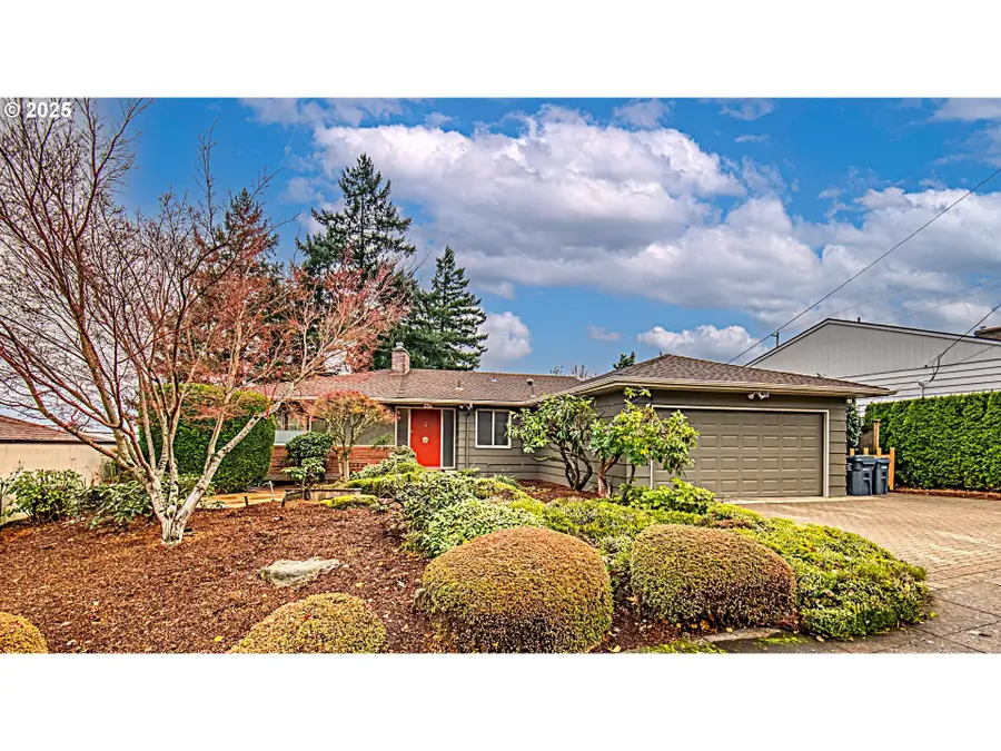 472 SE 72nd Ave, Portland, OR 97215 - Image #2