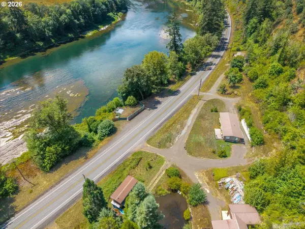 23907 State Highway 38, Elkton, OR 97436
