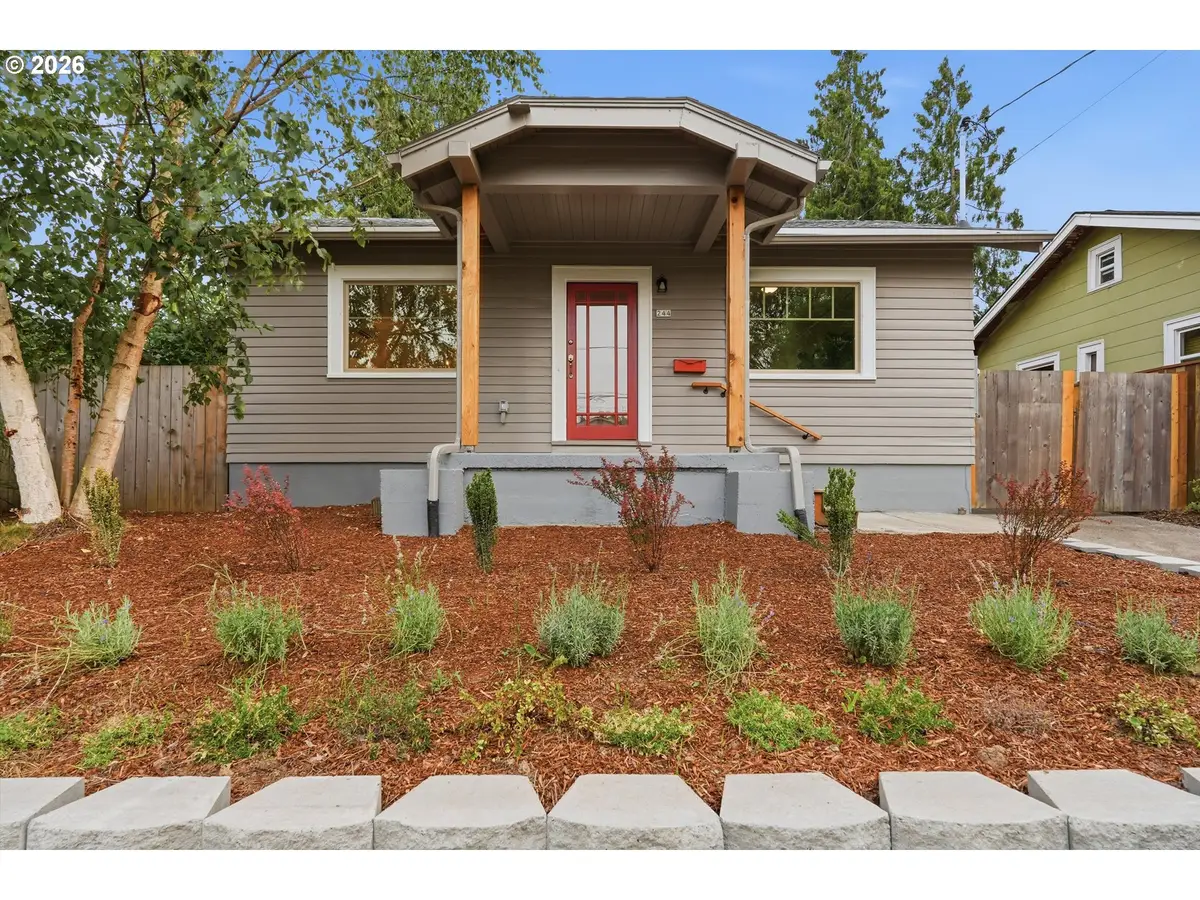 244 NE Buffalo St, Portland, OR 97211 - #1