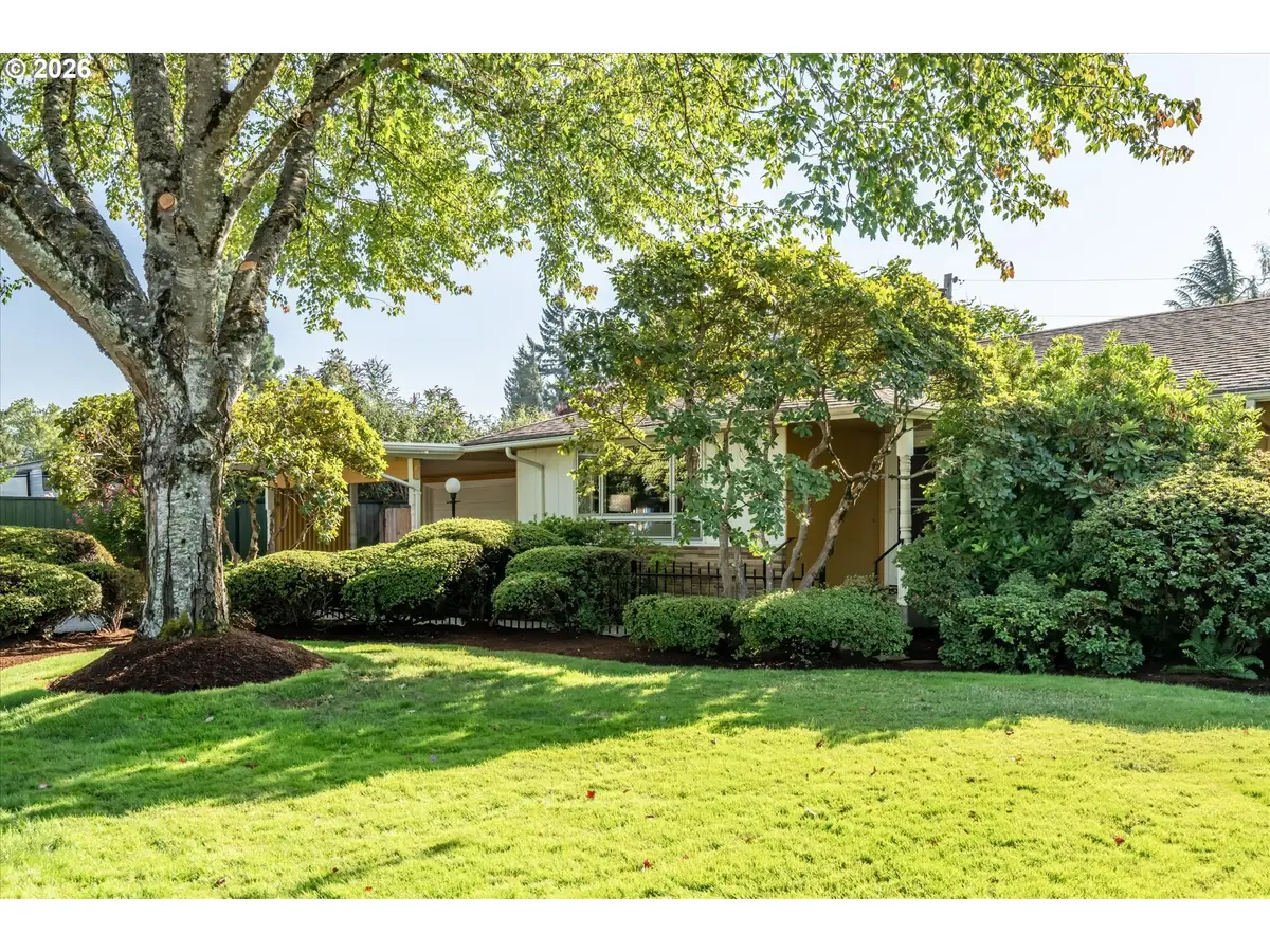 334 Van Duyn St, Eugene, OR 97401 - #1