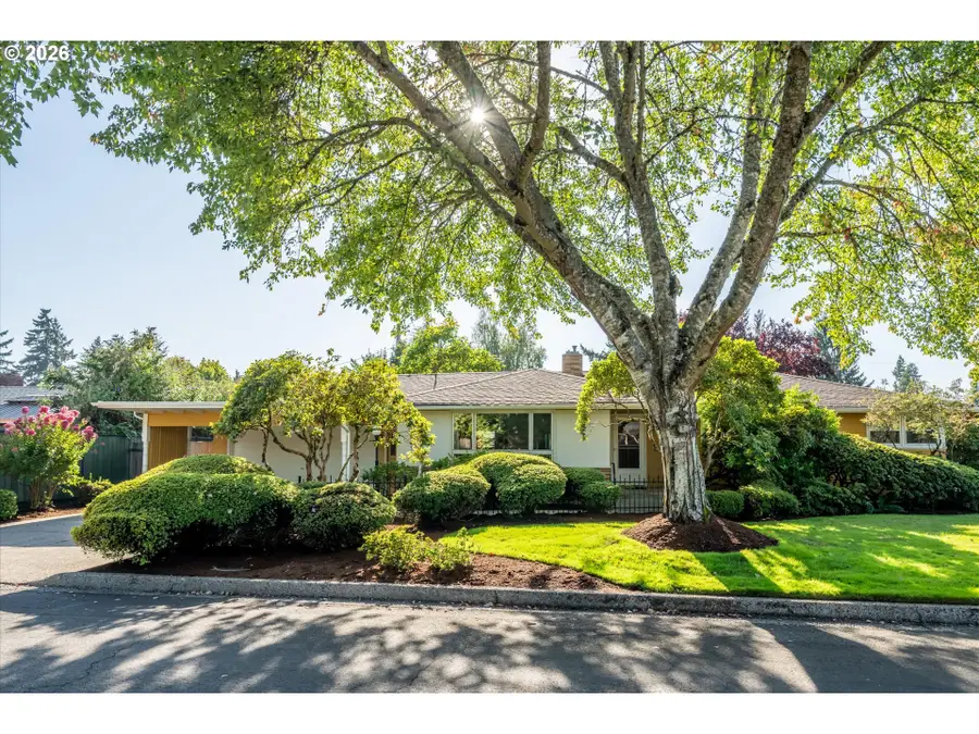 334 Van Duyn St, Eugene, OR 97401 - #2
