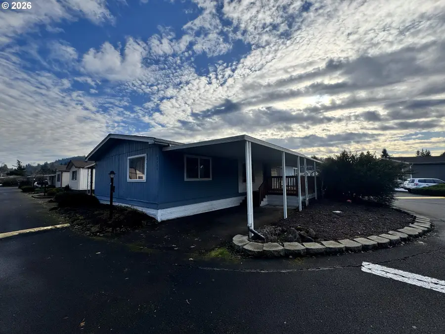 2430 Meadowlark Ln, Kelso, WA 98626 - Image #2