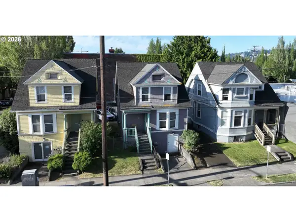 722 NE Couch St, Portland, OR 97232