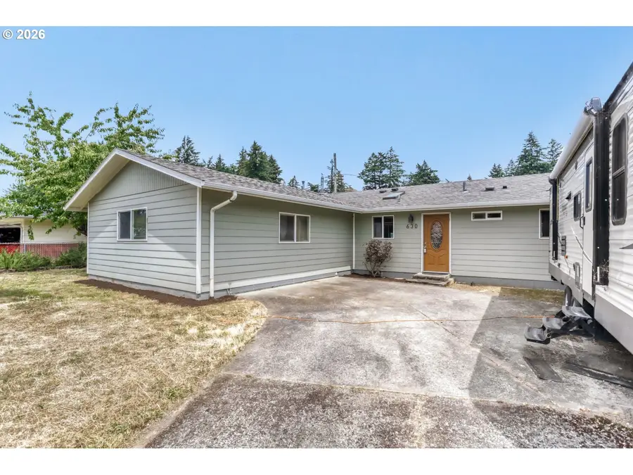 630 SE 134th Ave, Portland, OR 97233 - #2