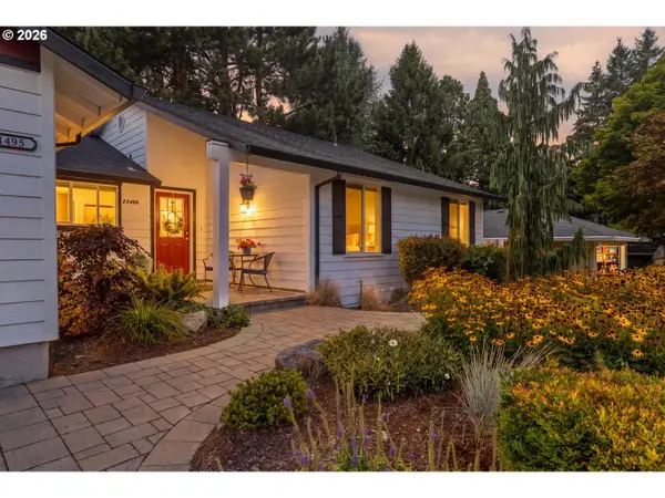 11495 SW Springwood Dr, Tigard, OR 97223